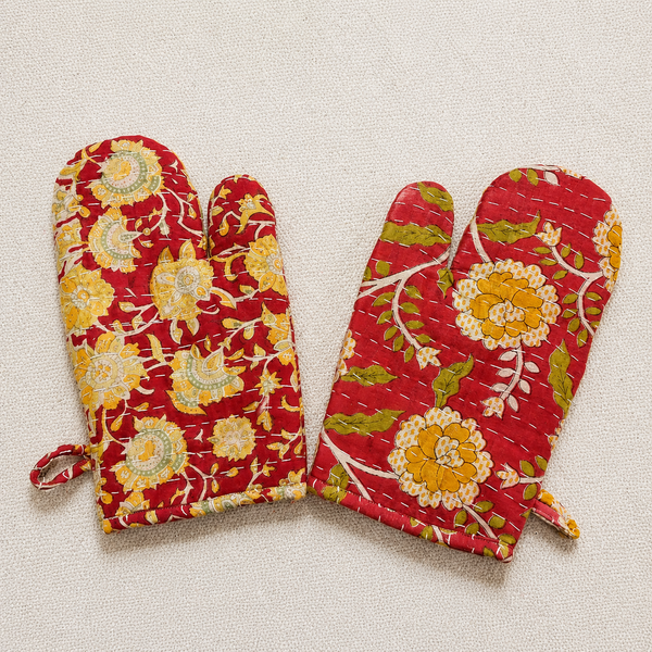 Set Of 2 Indian Handmade Kantha Kitchen Oven Mitts Gloves