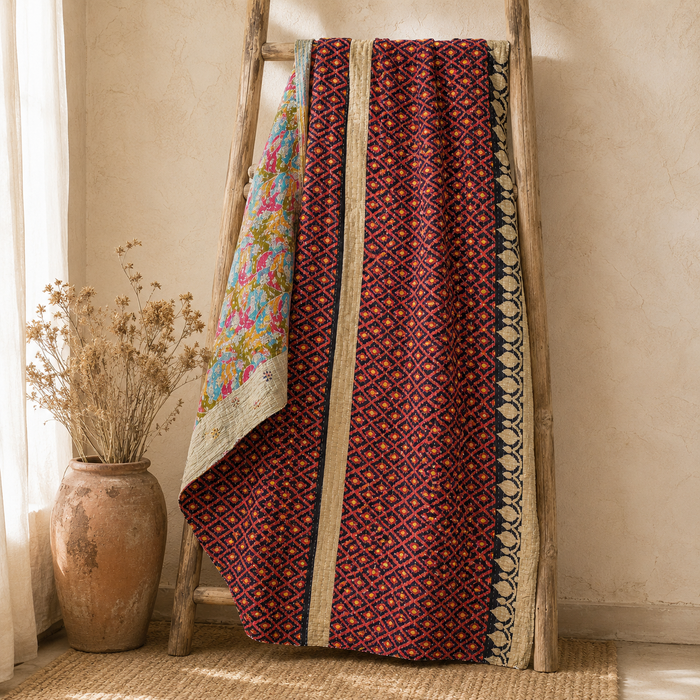 Maroon Paisley Vintage Kantha Quilt – Handmade Reversible Twin Cotton Bedspread & Boho Throw Blanket | EBY-TW-245