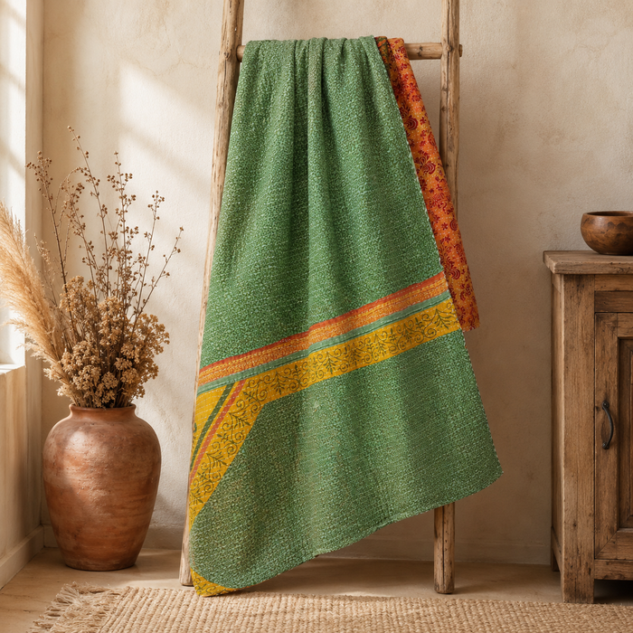 Ivory & Red Booti Print Vintage Kantha Quilt – Handmade Reversible Twin Cotton Bedspread & Boho Throw Blanket | EBY-TW-262