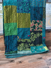 Green Colorful Elegant Silk Quilt - Patchwork Pattern, Soft & Cozy